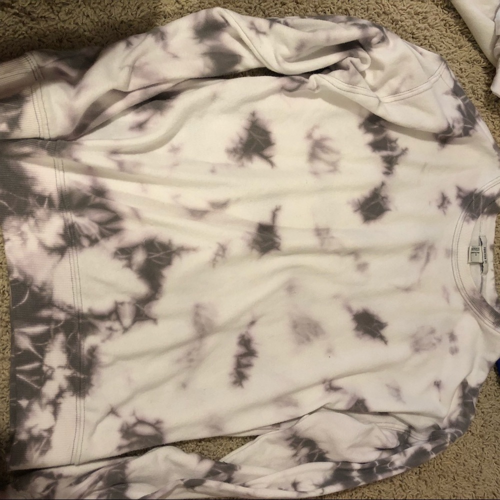 forever 21 sweatshirt